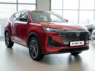2025 Changan UNI-S I, красный, 3302555 рублей, вид 2
