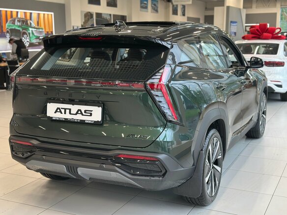 2026 Geely Atlas II, зелёный, 3449990 рублей - вид 6