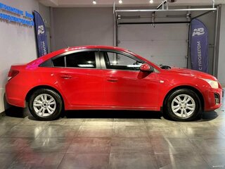 2013 Chevrolet Cruze I Рестайлинг, красный, 725000 рублей, вид 4