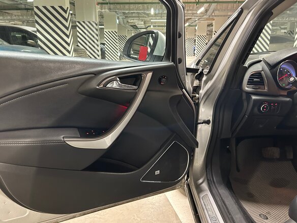 2012 Opel Astra J, серый, 640000 рублей - вид 9