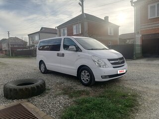 2014 Hyundai Grand Starex I, белый, 1920000 рублей, вид 4