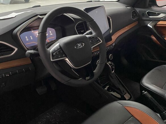 2024 Lada (ВАЗ) Vesta SW Cross I Рестайлинг (NG), чёрный, 1999999 рублей - вид 2