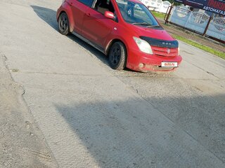2002 Toyota Ist I, красный, 1000000 рублей, вид 2