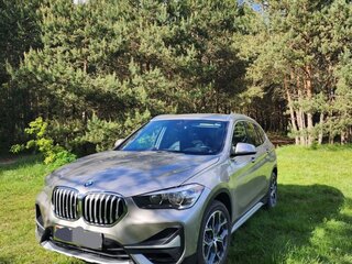 2021 BMW X1 28i sDrive II (F48) Рестайлинг, золотистый, 2888050 рублей, вид 1