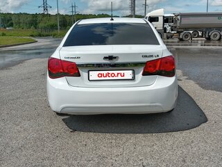 2011 Chevrolet Cruze I, белый, 650000 рублей, вид 3