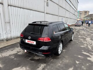2018 Volkswagen Golf VII Рестайлинг, чёрный, 1900000 рублей, вид 4