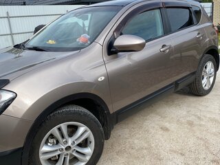 2010 Nissan Qashqai I Рестайлинг, коричневый, 1280000 рублей, вид 3