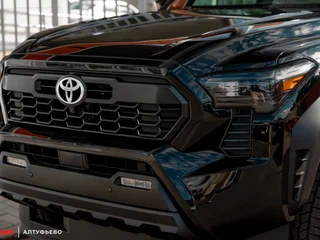 2025 Toyota Tacoma IV, чёрный, 11650000 рублей, вид 2