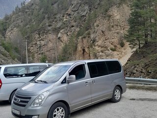 2014 Hyundai H-1 II, серебристый, 1950000 рублей, вид 1