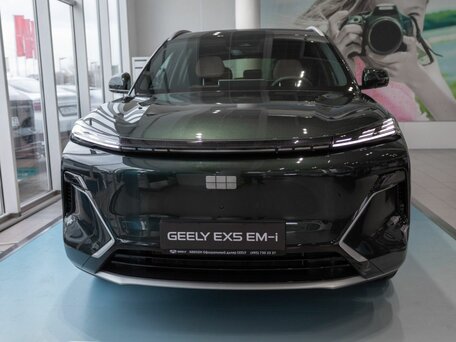 2026 Geely EX5 Гибрид EM-i, зелёный, 3974990 рублей, вид 3