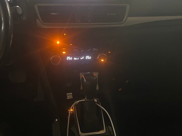 2016 Mazda 3 III (BM) Рестайлинг, красный, 1500000 рублей - вид 12