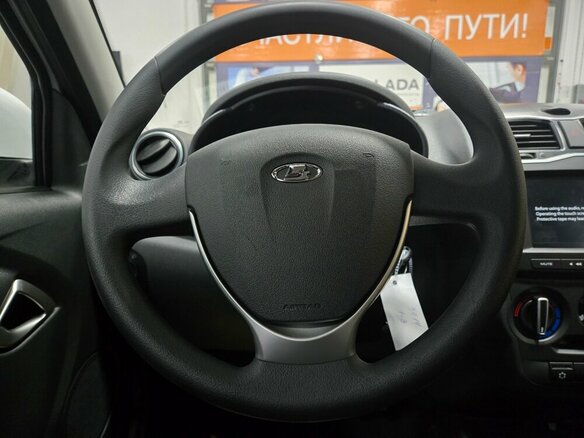 2026 Lada (ВАЗ) Granta I Рестайлинг, белый, 1218000 рублей - вид 14