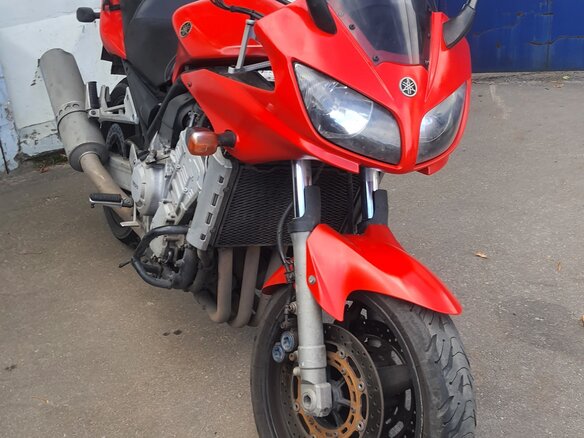 2004 Yamaha FZS1000 Fazer, красный, 400000 рублей - вид 2