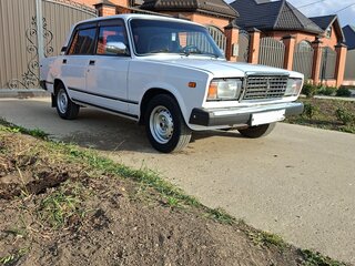 2004 Lada (ВАЗ) 2107, белый, 490000 рублей, вид 4