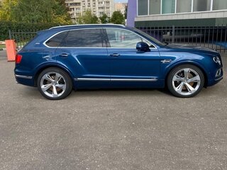 2018 Bentley Bentayga I, синий, 13700000 рублей, вид 1