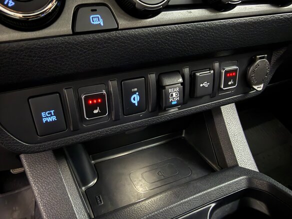 2022 Toyota Tacoma III, белый, 5190000 рублей - вид 13