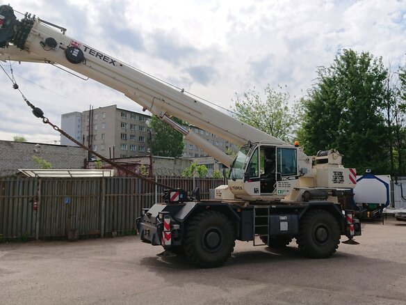 2012 Terex RC, белый, 18000000 рублей