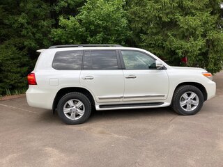 2014 Toyota Land Cruiser 200 Series Рестайлинг 1, белый, 4700000 рублей, вид 2