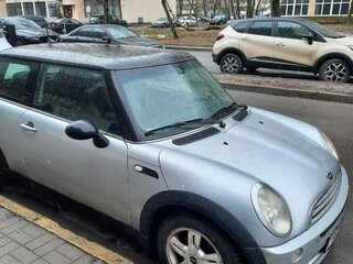 2005 Mini Hatch Cooper I (R50), серебристый, 464356 рублей, вид 3