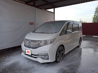 2015 Honda Stepwgn V, белый, 2150000 рублей, вид 5