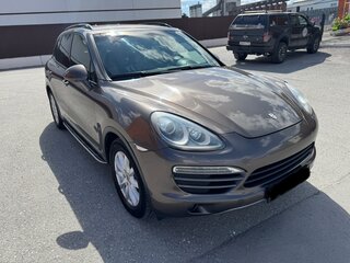 2011 Porsche Cayenne II (958), коричневый, 3000000 рублей, вид 2