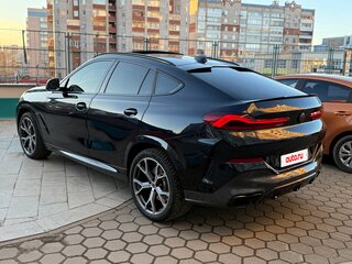 2020 BMW X6 40d III (G06), чёрный, 8950000 рублей, вид 4