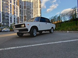 1998 Lada (ВАЗ) 2105, белый, 206000 рублей, вид 3