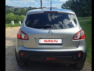 2011 Nissan Qashqai I Рестайлинг, серебристый, 1050000 рублей, вид 4