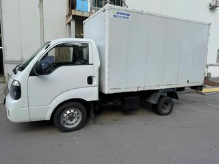 2013 Kia Bongo, белый, 1000000 рублей, вид 3