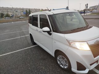 2019 Toyota Roomy I, белый, 910000 рублей, вид 3