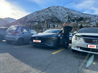 2021 Mazda 3 IV (BP), серый, 2500000 рублей, вид 3