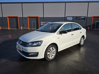 2016 Volkswagen Polo V Рестайлинг, белый, 870000 рублей, вид 1