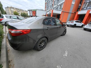 2015 Kia Rio III, серый, 990000 рублей, вид 5