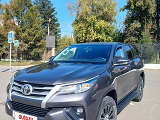 2019 Toyota Fortuner II, серый, 4250000 рублей, вид 4