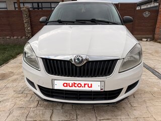 2012 Skoda Fabia II Рестайлинг, белый, 350000 рублей, вид 2