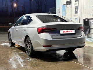 2020 Skoda Octavia IV (A8), серый, 2000000 рублей, вид 5