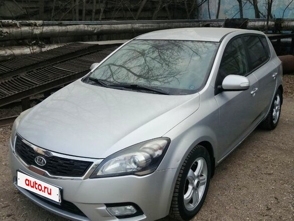 2012 Kia Ceed I Рестайлинг, серебристый, 890000 рублей - вид 1