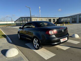 2010 Volkswagen Eos I, чёрный, 1580000 рублей, вид 5