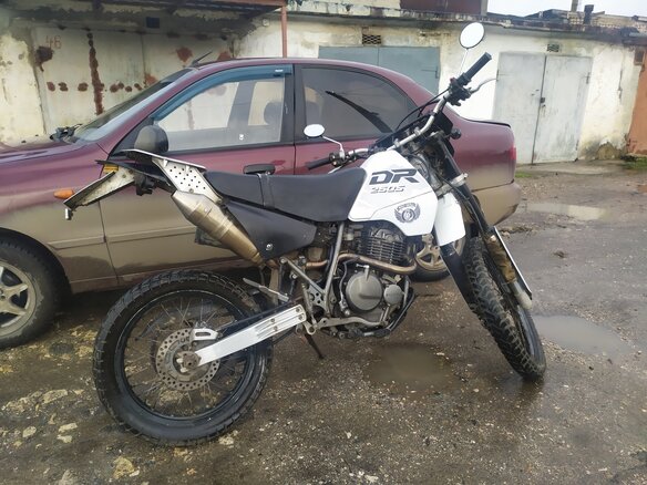 2001 Suzuki DR 250, белый, 130000 рублей - вид 8