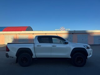 2018 Toyota Hilux VIII, белый, 4000000 рублей, вид 2