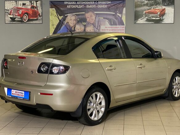 2006 Mazda 3 I (BK) Рестайлинг, золотистый - вид 3