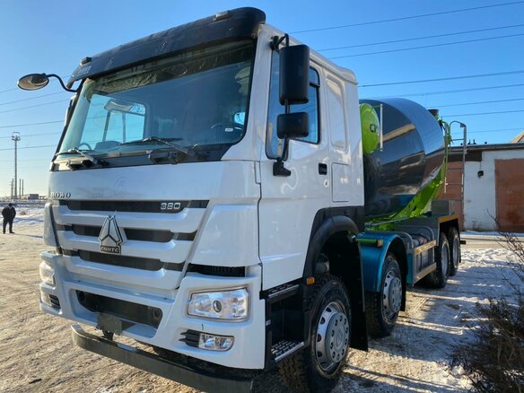 2021 Sinotruk Howo Миксер, белый