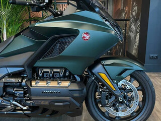 2024 Honda GL 1800 Gold Wing, зелёный, 3595000 рублей, вид 3