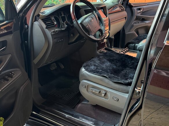 2008 Lexus LX 570 III, чёрный, 2550000 рублей - вид 13