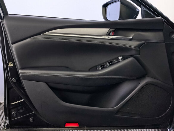 2021 Mazda 6 III (GJ) Рестайлинг 2, чёрный, 2640000 рублей - вид 18