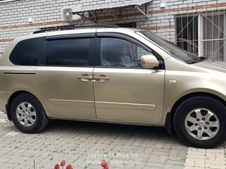 2009 Kia Carnival Grand II, золотистый, 1200000 рублей, вид 2