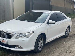 2014 Toyota Camry VII (XV50), белый, 1800000 рублей, вид 1