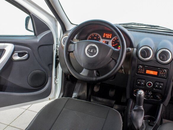 2017 Lada (ВАЗ) Largus I, белый - вид 13