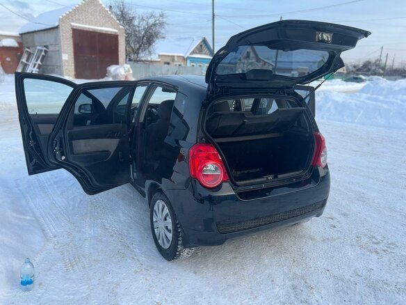 2010 Chevrolet Aveo I Рестайлинг, чёрный, 600000 рублей - вид 10