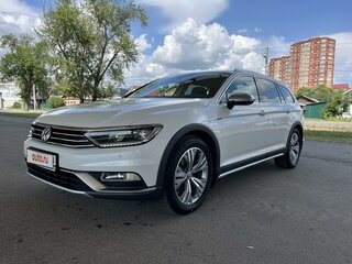 2019 Volkswagen Passat Alltrack DSG7 B8, белый, 2990000 рублей, вид 1